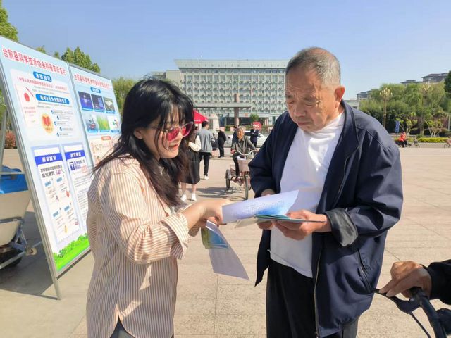 台前县：开展“健康科普”主题辟谣宣传活动