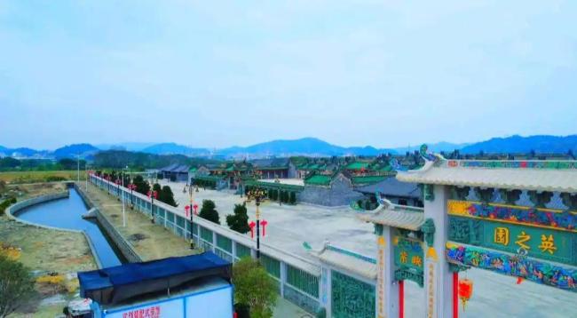 当地通报潮汕豪宅英之园强拆