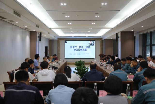 龙佰集团成功举办2025年“全国科技工作者日”活动