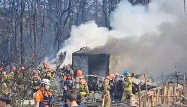 韩国一军机坠毁 机上4人全部遇难 起飞7分钟后突然坠落