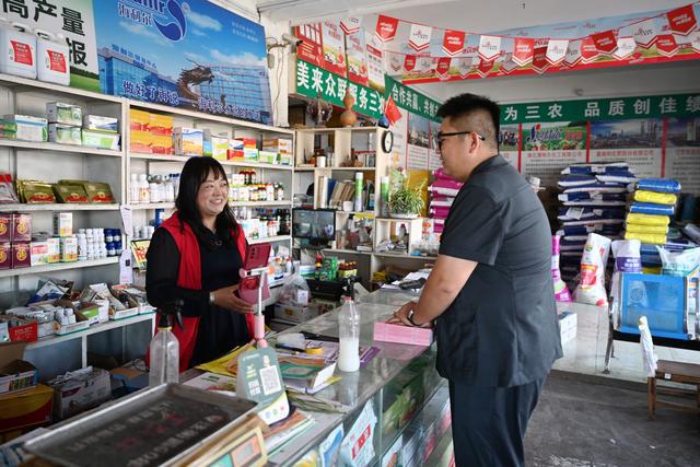唐河法院：送法入商铺 法治护航零距离